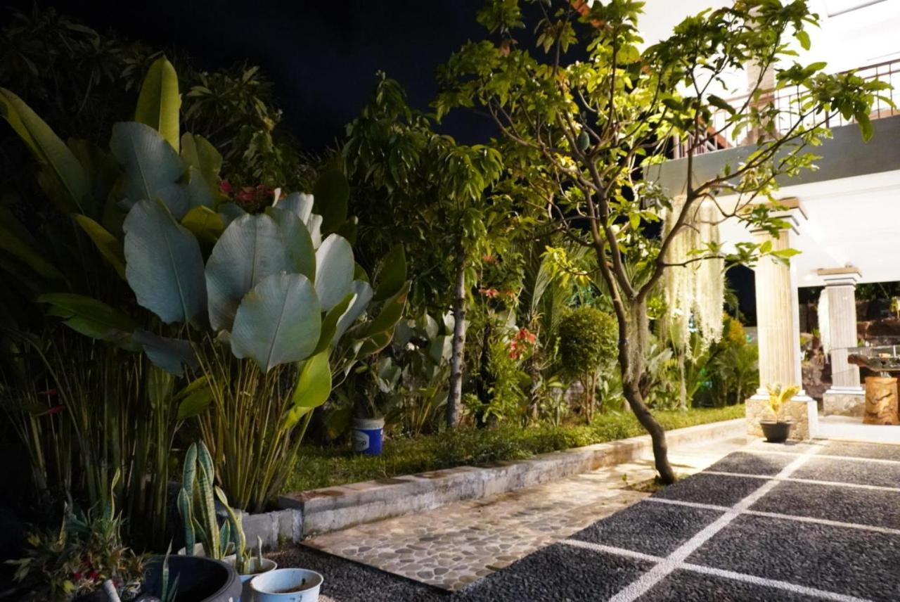 Hotel Umah Dayuh Ungasan Esterno foto